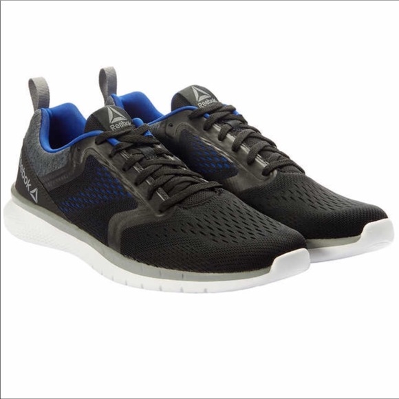 Reebok mesh black running shoes 8 - new